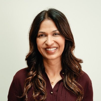 Dermatologist interested in current affairs, international health, and all gadgets.