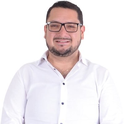Asambleísta Nacional alterno de Annabella Azin, Director Zonal 6 de Gobierno, Ex Asambleísta del Azuay, empresario, abogado, asesor financiero, mediador.