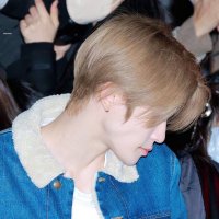 ⊹ (@flaminhotlemon) 's Twitter Profile