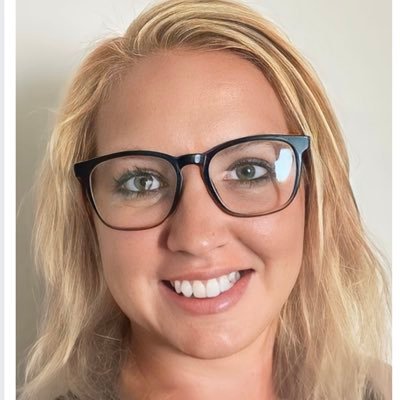 CourtKerchh's profile picture. K-5 STEM educator! 👩🏼‍🔬💻⚙️