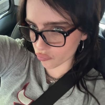 soyretr0la's profile picture. ✮ i want that 90's love ✮