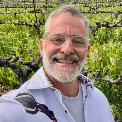 davidhan243's profile picture. having the best life I can 💯❤️