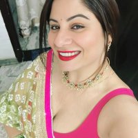 Sunita ( सुनीता) (@desipinki) 's Twitter Profile