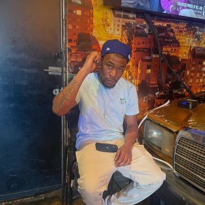 919📍Girl Dad🤞🏾|BLM | REBELLION | ALPHA | IG : FINESSEMULA_ Follow me (9,100 followers ) FEB PISCES 🔋 Dark Liquor and Dark Women🍫