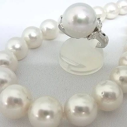 seapearlfactory's profile picture. 丸いだけが真珠じゃない！！人類が初めて出会った宝石【真珠】の美しさ、面白さを届けたいと全国のミネラルに出展中。この広い海の中で、あなたに出会うために生まれた真珠をぜひ探しに来てください✨🫧✨