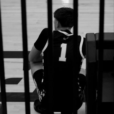EH1_2026's profile picture. C/O 2026 | Winfield High School | 6’0 | PG/SG | WR/DB |(620)-262-8080 | 3.8 GPA | Coach: Matt Shelton (620)-262-7872 | evanhutto3@gmail.com