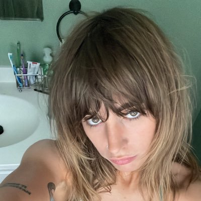 Kaleigh_Varney's profile picture. i once found a misspelled word on nasa's website