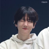 ´ㅅ` (@strwberrywithb) 's Twitter Profile