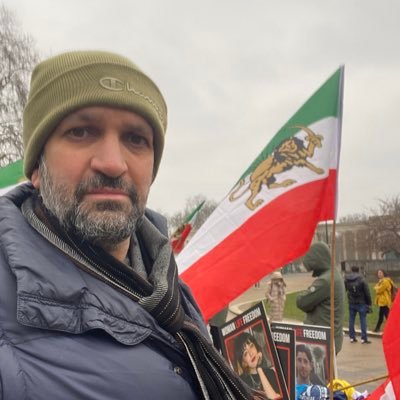 SehatiKourosh's profile picture. Iranian Journalist ❤️🤍💚