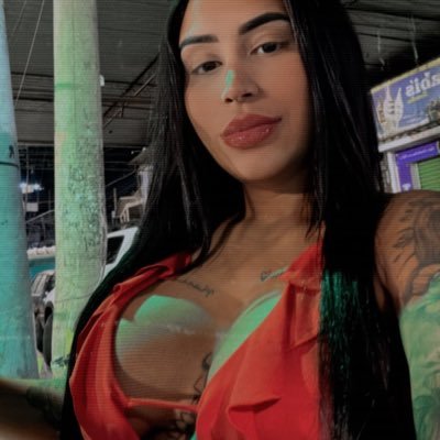 Mil poderão cair ao seu lado; dez mil, à sua direita, mas nada o atingirá. 🪬✨
Salmo 91:7