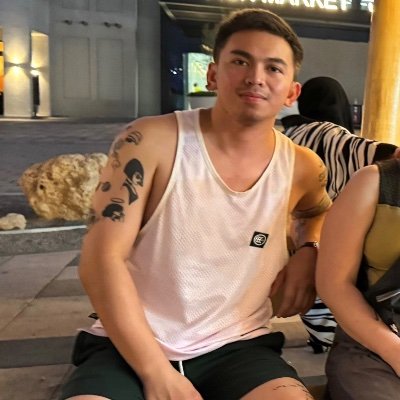 bagalonlon's profile picture. Leyte / Wanderer💭