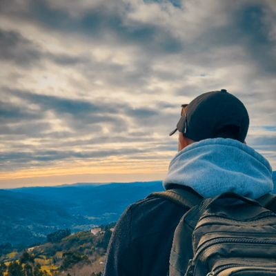 Volunteer Firefighter 🚒🚑 | Pre-Hospital Care 🇵🇹⚕️@INEMtwitting |
Hiking, Nature ⛰️🌍