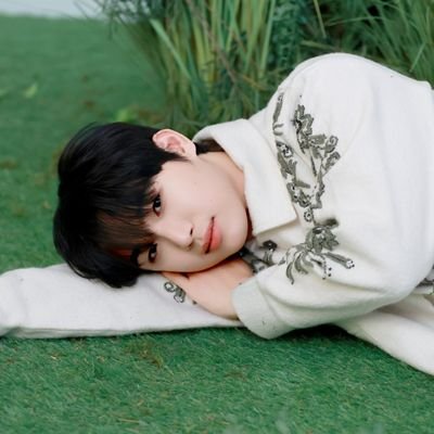 hybridseria's profile picture. 성인 // 데못죽 // 화산귀환  // BTOB
일상트윗위주
한국어 , 日本語 OK