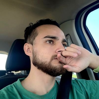 ChamenaJuan's profile picture. Practicando el distanciamiento social desde 1997 👽🐶🐕🍁
Laissez faire