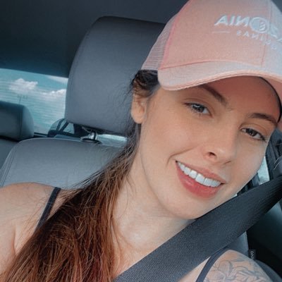 cunhskr777's profile picture. ex usaria de lolzinho