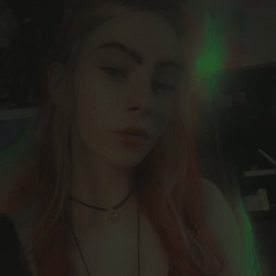 @kinkipeachxoxo