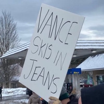 UntoppaTings's profile picture. The wise warrior avoids the battle - Sun Tzu