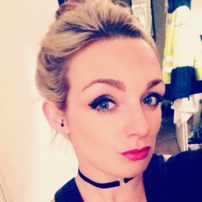 My name is Evelyn, I am 35 years old, I am a professional manager, I hope that because of fate I can meet a lot of friends.
