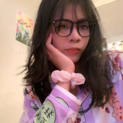 nanawspr's profile picture. nasa’s digital diary 📓🍵🎧🕯️✨💻