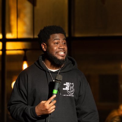 The name is Fox and coming to a stage near you 🦊💯🎙 Dreamville over everything 💯🎙Follow me on IG- Th3fox94🦊