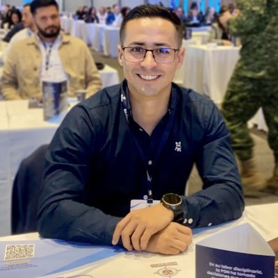 Abogado | Mgtr. En innovación en derecho digital y legal - TECH | Esp. Derecho Contratual | Administrativo | Disciplinario. 🇨🇴🏃🏻➡️✈️