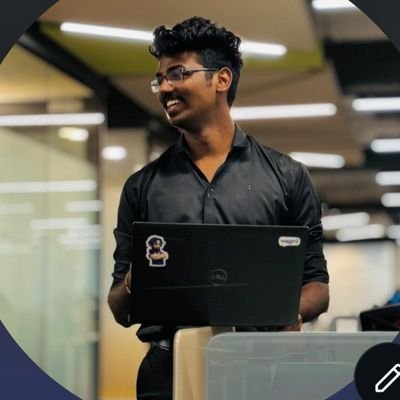 Building
https://t.co/QMzsHzcDQK -- A Vibe coding platform for Blockchain developers .Raised in the streets of Dharavi, Mumbai.