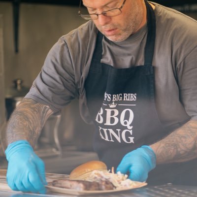 Griff's Big Ribs Barbecue is a beloved food trailer serving up authentic American-style smoked meats. Specialising in tender brisket, pulled pork, bbq ribs etc