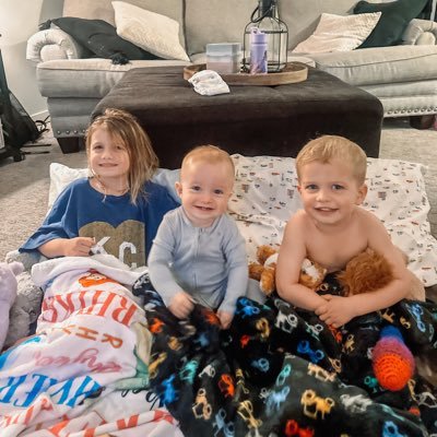 ColtenMach's profile picture. 👨‍👩‍👧‍👦 | Insurance Agent @ Bauer Insurance | @CreteCardsFB Assistant Coach 🏈 | @Huskers Enthusiast 🌽 | @DoaneFootball Alum🐯