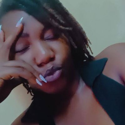 President of the Loners Club Association | A very weird female | Believer & follower of Jesus Christ | Lover of good music | Graphic designer | Forex trader