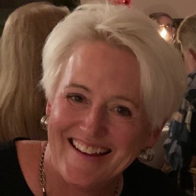 DebbieH40086407's profile picture.