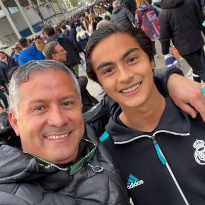 AndrewT53192854's profile picture. Live The Life 🥰 You Love✨❤️