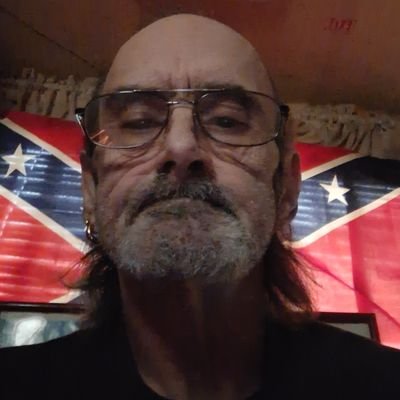 Mouse_on_da_mic's profile picture. Free, white, over 21, a karaoke performer, singer songwriter, published musian, former kj/dj at Rumors bar and grill. lives in Eagle Point,OR.
$mouseondamic