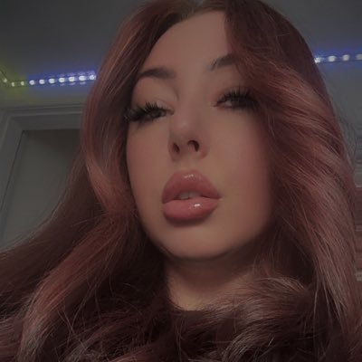 Princesslo17827's profile picture. 32 Princess👑18+ ONLY 🔞Age Verified on Loyal Fans• £20 initial tribute • Findom • Feet Pictures• CustomContent • Blackmail • UNBLOCK FEE £80