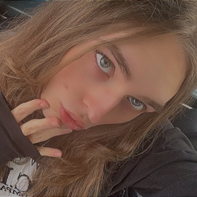 ilostmyostrich's profile picture. Creator tag- ilostmyfrog#98146 🩸