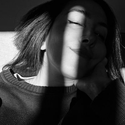 dulceeluna's profile picture. catadora de micheladas 🍺