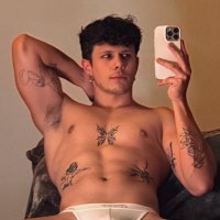 Uhh Ok (@c0nwhore) 's Twitter Profile
