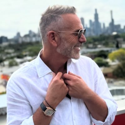 karmanora25's profile picture. 