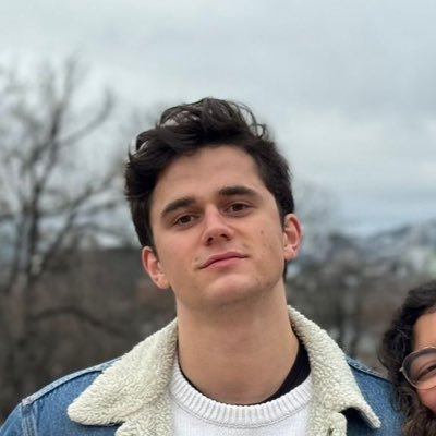 markfeasson's profile picture. deployment strategist @palantirtech. astrophysicist. ex-@harvard @centerforastro, @eth, @epfl