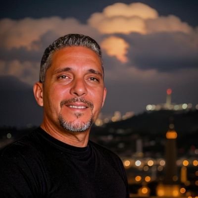 Busco os melhores resultados sem abrir mão de quem sou.
O povo precisa de quem trabalha por ele.✨
DEUS SEJA LOUVADO!!