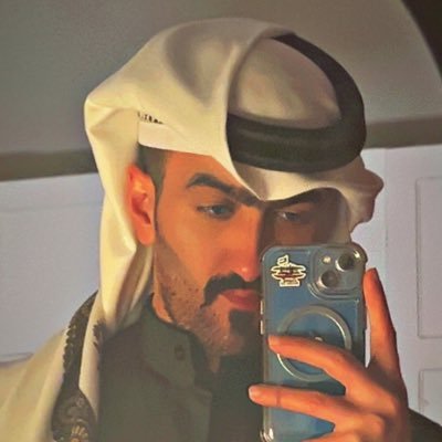 أنا مع نرجسية البيت اللي يقول :