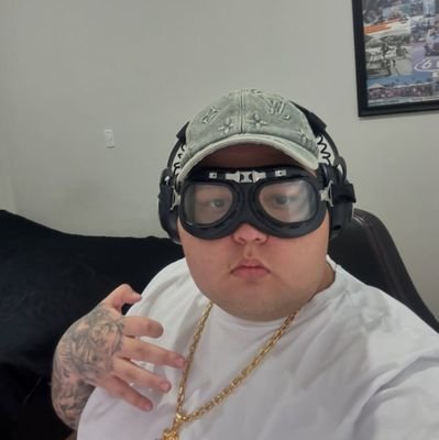 HeadTracking's profile picture. 