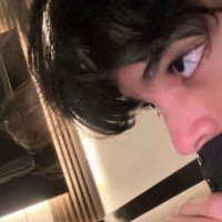 B (@hzks330) Twitter profile photo