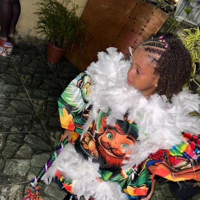 Sdds dos amigos.😓🥺
papai te ama muito Lara.😍🥰🥰
