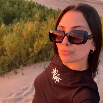 valenjacin's profile picture. 