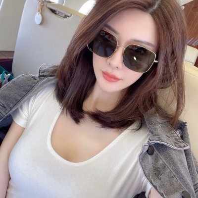 laura3687311146's profile picture. Living in the United States | I walk alone 🏃 ♀ I like ➡ reading 📖 📚 thirst for knowledge 📕 love to think 🤔 I rarely tweet, just observe 👂 the best progres