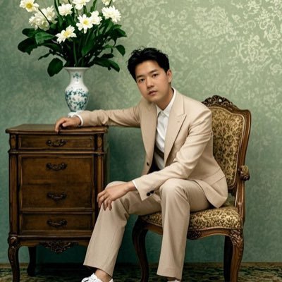 DarrenLu086's profile picture. Everything is possible！专注于智能科技、文化创意、生命科学、果蔬产业链相关领域创业。新浪微博/公众号/知乎/饭否：江烨骐。