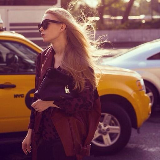 TearisurnQ_9WI's profile picture. 