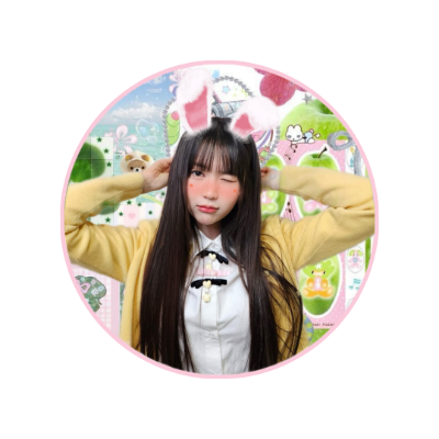 𝟐𝟎𝟏𝟎 ★ ៹ ࣪˖ ◞ a little girl who knowns as an epitome of pretentious, swipe a lot of emphasis on stage sophisticated, 하츠투하츠 𝚈𝚎-𝚘𝚗.