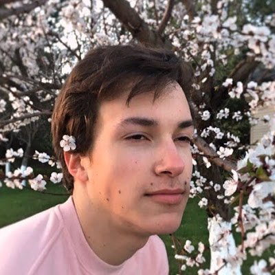 Full Stack Developer @ Runnr AI
Passionate about helping others land their dream jobs fast!