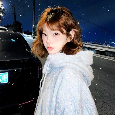 kristen_fo9210's profile picture. 折柳寄情长，风吹故人香，檐下灯影谁独立，一念话沧桑。烟雨掩旧巷，冷月映朱廊，浮生聚散皆难测，空余梦一场。加v线下 有🚪